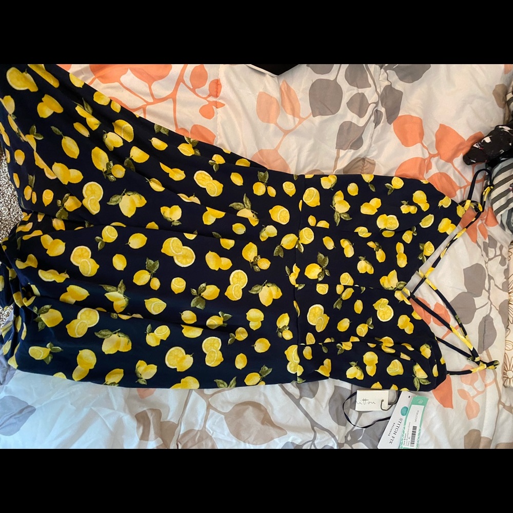 Navy blue dress with lemons